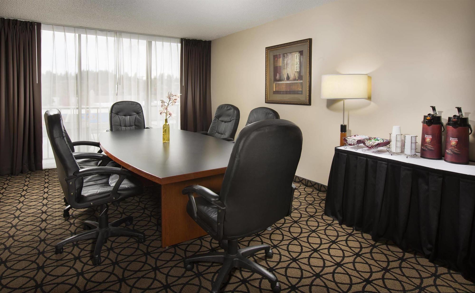 Red Lion Inn & Suites Olympia, Governor Hotel Bagian luar foto